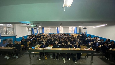 石家莊鐵路職業技工學校老生歡送會 學校新聞